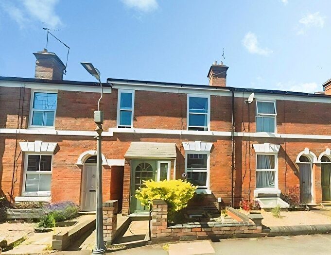 3 Bedroom Terraced House For Sale In Avon Street, Warwick, CV34
