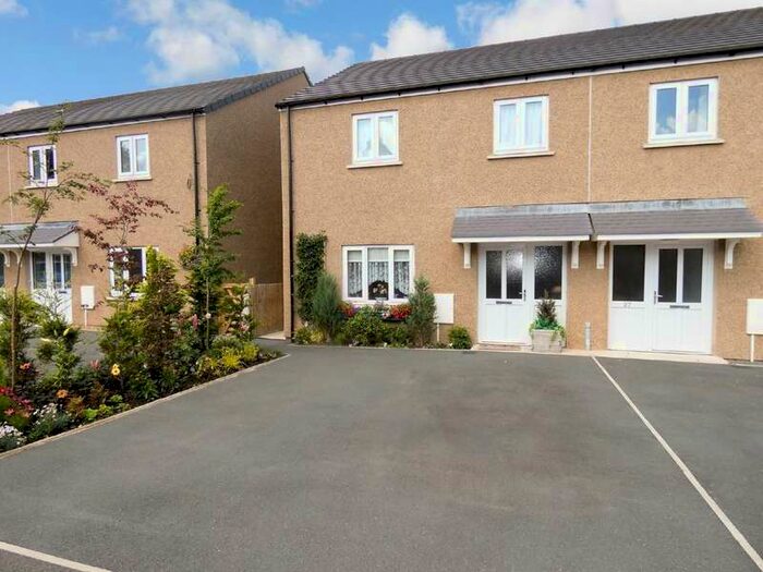 3 Bedroom Semi-Detached House To Rent In 25 Lady Anne Drive, Brough, CA17