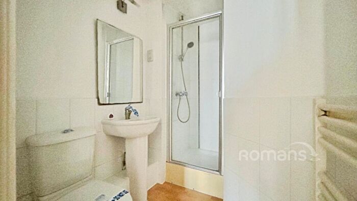 2 Bedroom Apartment For Sale In Winterthur Way, Basingstoke, Hampshire, RG21