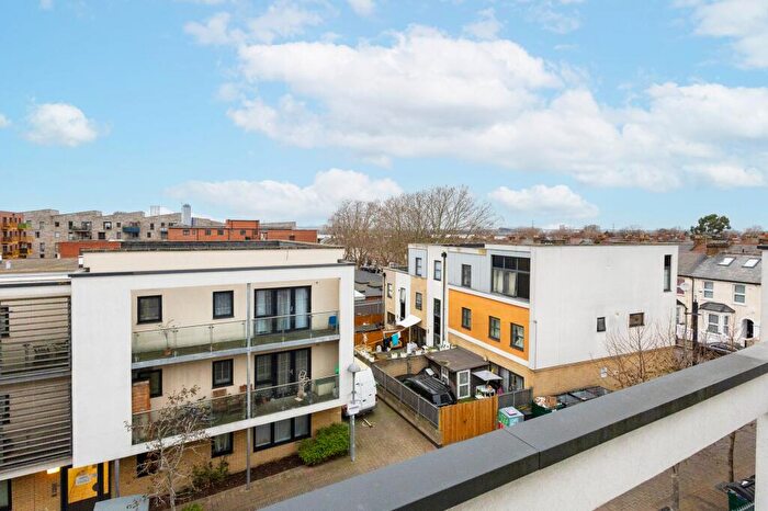 2 Bedroom Flat For Sale In Papermill Place, Lucida Court, E17