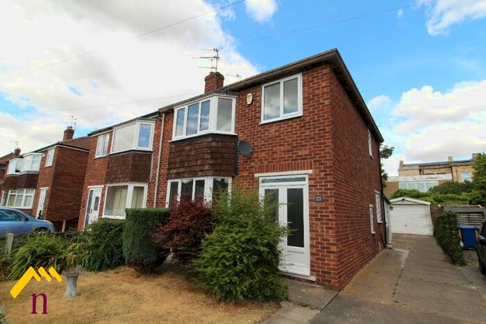 3 Bedroom Semi-Detached House To Rent In Eden Grove Road, Edenthorpe, Doncaster, DN3