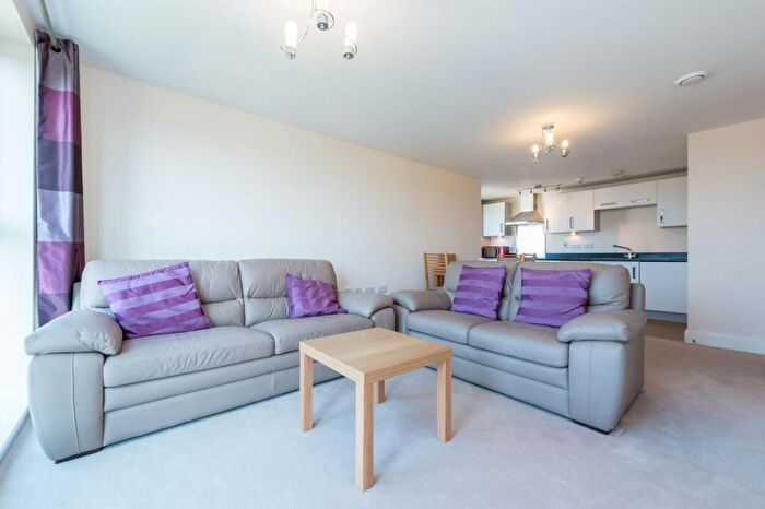 2 Bedroom Flat To Rent In Spa Road, South Bermondsey, SE16