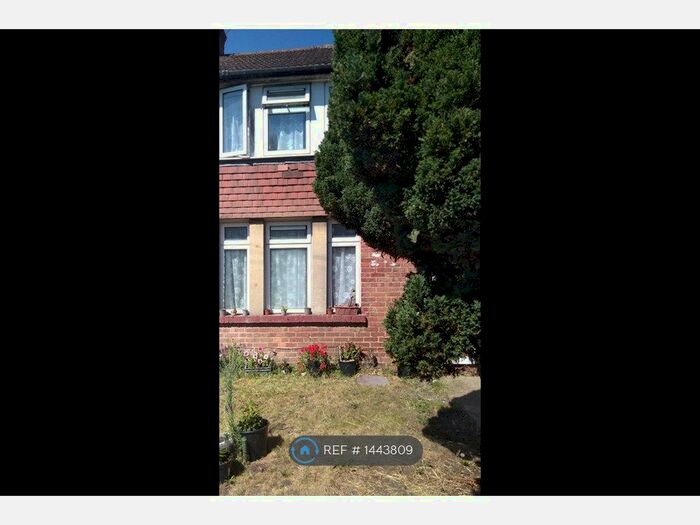 3 Bedroom Semi-Detached House To Rent In Canning Crescent, Oxford, OX1