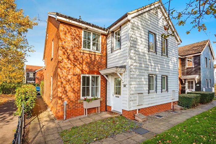 2 Bedroom End Terrace House For Sale In Swindale Close, West Bridgford, Nottinghamshire, NG2