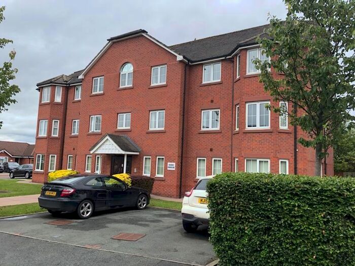 2 Bedroom Flat To Rent In Hornby Drive, West Heath, Congleton, CW12