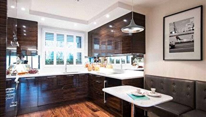 2 Bedroom Flat To Rent In Fulham Road, London, SW3