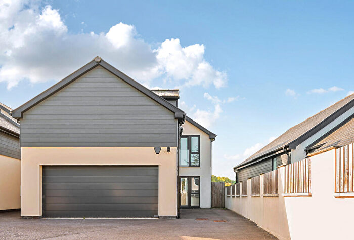 4 Bedroom Detached House For Sale In Stowte Close, Longwell Green, Bristol, BS30