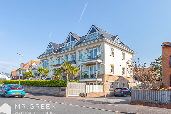 1 Bedroom Apartment For Sale In Waters Edge, Warren Edge Road, Hengistbury Head, Bournemouth, BH6