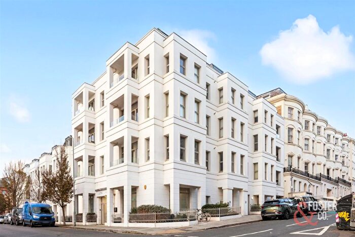 2 Bedroom Flat For Sale In Norfolk Terrace, Brighton, BN1