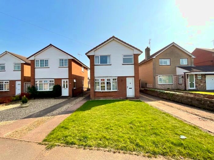 3 Bedroom Detached House For Sale In Eccleshall Road, Stone, ST15