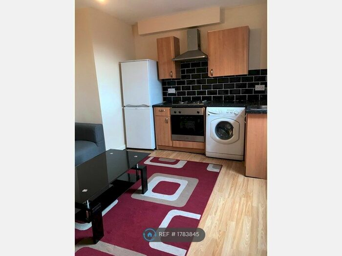 1 Bedroom Flat To Rent In Stanley Street, Luton, LU1
