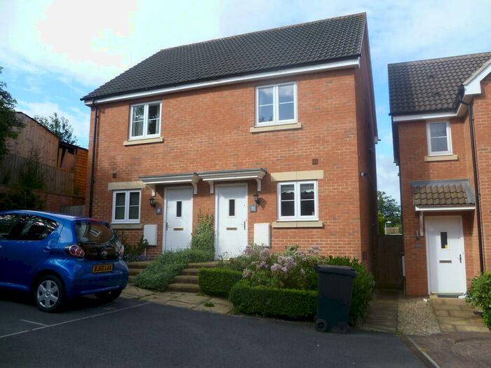 2 Bedroom Semi-Detached House To Rent In Suffolk Road, Westbury, BA13