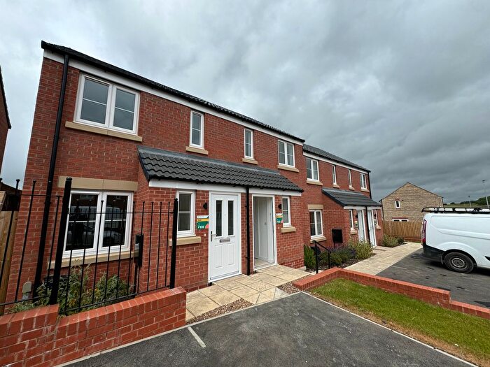 2 Bedroom End Of Terrace House To Rent In Blumenthal Close, Weldon, Corby, NN17