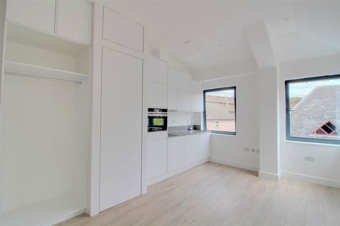 Studio To Rent In Venture Lofts, High Street, Purley, CR8