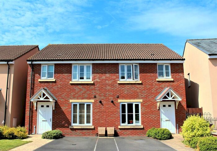 3 Bedroom Semi-Detached House To Rent In Station Green, Bishops Lydeard, TA4