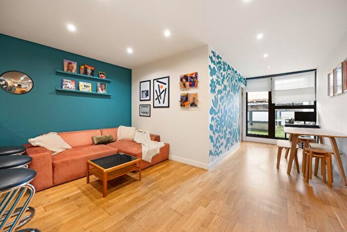 1 Bedroom Flat To Rent In Deptford High Street, London, SE8