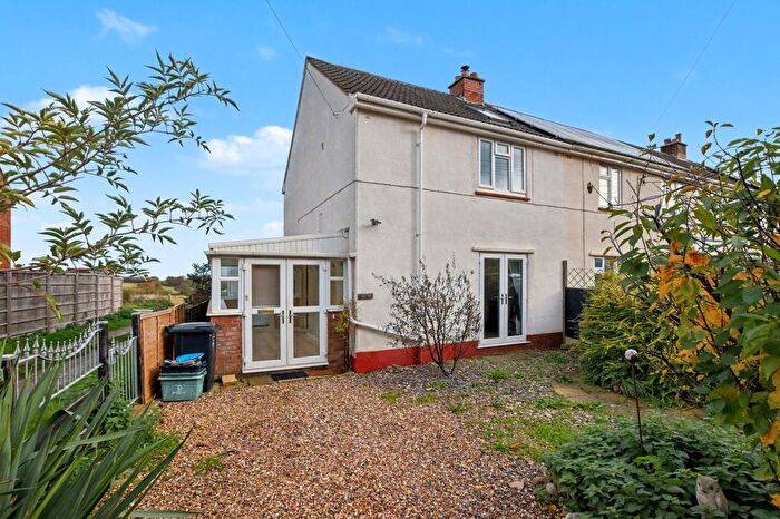 3 Bedroom End Terrace House For Sale In Thurloxton, Taunton, Somerset, TA2
