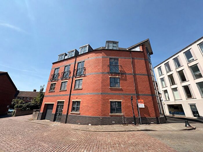 2 Bedroom Flat To Rent In Swan Street, Lincoln, LN2