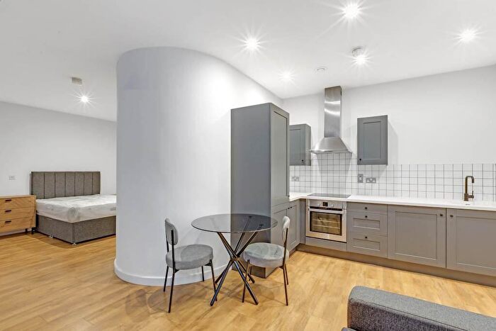 1 Bedroom Apartment To Rent In East Street, Leeds, West Yorkshire, LS9