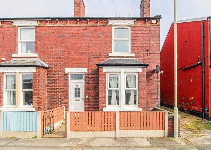 3 Bedroom Semi Detached House For Sale In Grove Street, Ossett, WF5