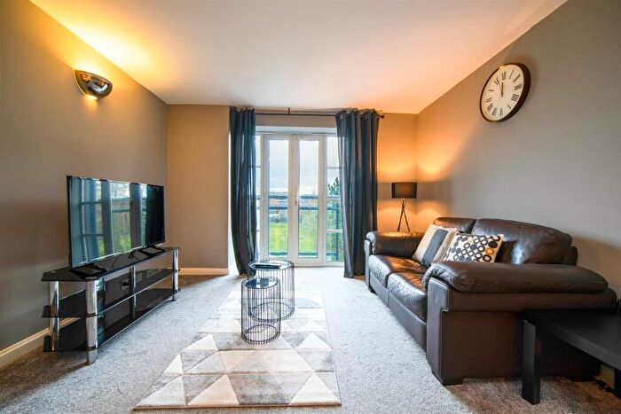 2 Bedroom Flat To Rent In Magretian Place, Cardiff, CF10