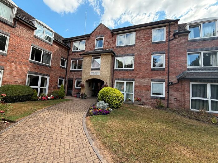 1 Bedroom Flat To Rent In Deighton Road, Wetherby, West Yorkshire, LS22