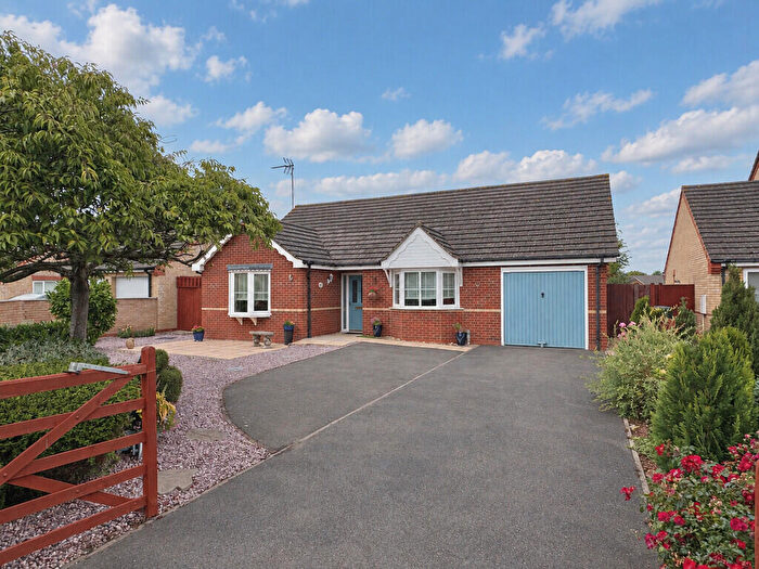 3 Bedroom Detached Bungalow For Sale In Kiln Drive, Tydd St Mary, PE13