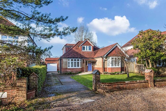 4 Bedroom Detached House For Sale In Portsmouth Road, Horndean, PO8