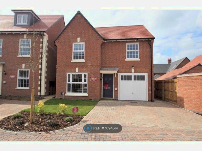 3 Bedroom Detached House To Rent In Copt Oak Road, Houlton, Rugby, CV23