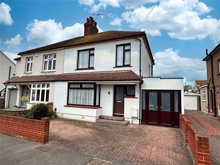 3 Bedroom Semi Detached House For Sale In King Edward Road, Stanford-Le-Hope, Essex, SS17