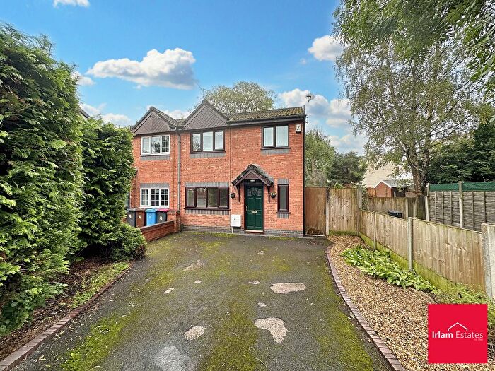 3 Bedroom Semi-Detached House To Rent In Mulgrave Road, Worsley, Manchester, M28