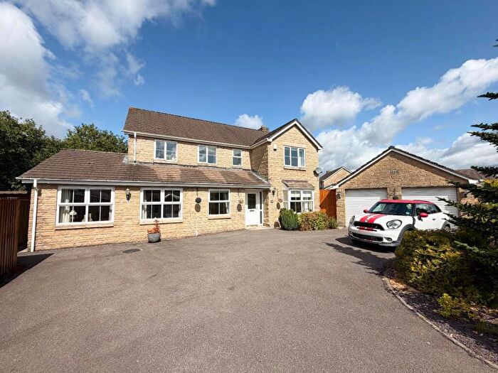 5 Bedroom Detached House For Sale In Iron Way, Tondu, Bridgend County Borough, CF32