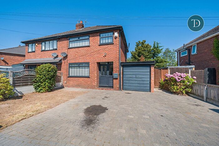 3 Bedroom Semi-detached House For Sale In Heywood Road, Great Sutton, Ellesmere Port, CH66