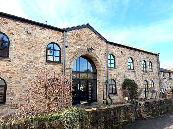 2 Bedroom Apartment To Rent In Victorian Lanterns, Summerseat, BL9