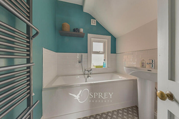 3 Bedroom Detached House For Sale In Brooke Road, Oakham, LE15