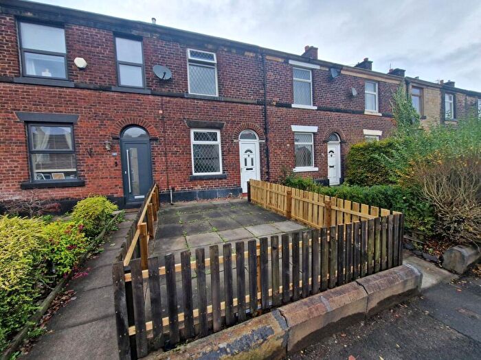 2 Bedroom Terraced House To Rent In Rochdale Old Road, Bury, BL9