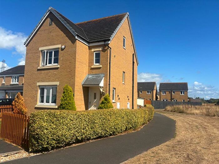 4 Bedroom Detached House For Sale In Ffordd Y Meillion, Llanelli, SA15