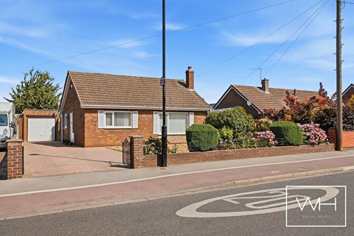 3 Bedroom Bungalow For Sale In Pipering Lane, Scawthorpe, DN5
