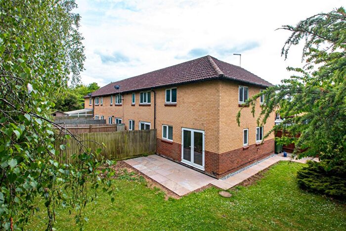 3 Bedroom End Of Terrace House To Rent In Ticehurst Close, Kents Hill, Milton Keynes, MK7