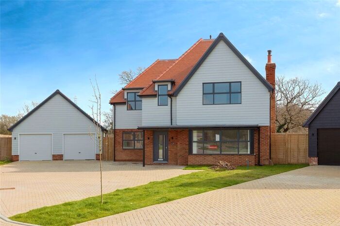 5 Bedroom Detached House For Sale In Willow Lane, Paddock Wood, Tonbridge, Kent, TN12