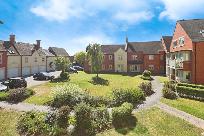 2 Bedroom Flat To Rent In Station Road, Moreton-In-Marsh, GL56