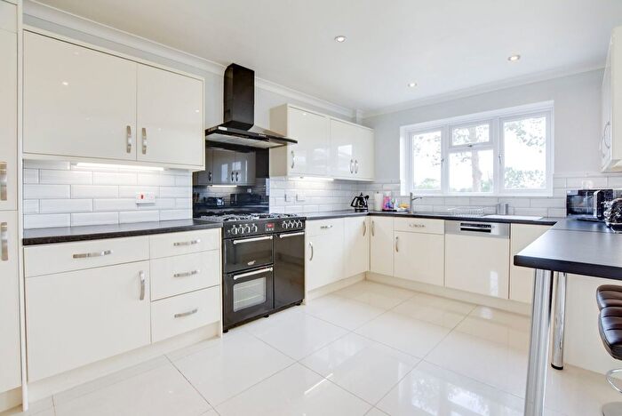 4 Bedroom Detached House For Sale In Gaulby Lane, Stoughton, Leicester, LE2