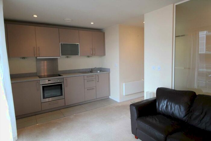Apartment To Rent In Block Spectrum Blackfriars Road, Manchester, M3