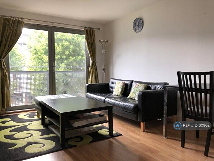 2 Bedroom Flat To Rent In Utah Building, London, SE13