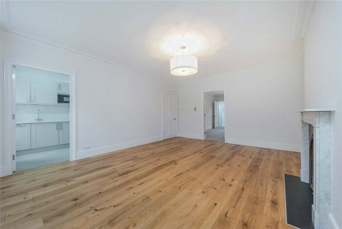 1 Bedroom Flat To Rent In Gower Street, Bloomsbury, WC1E