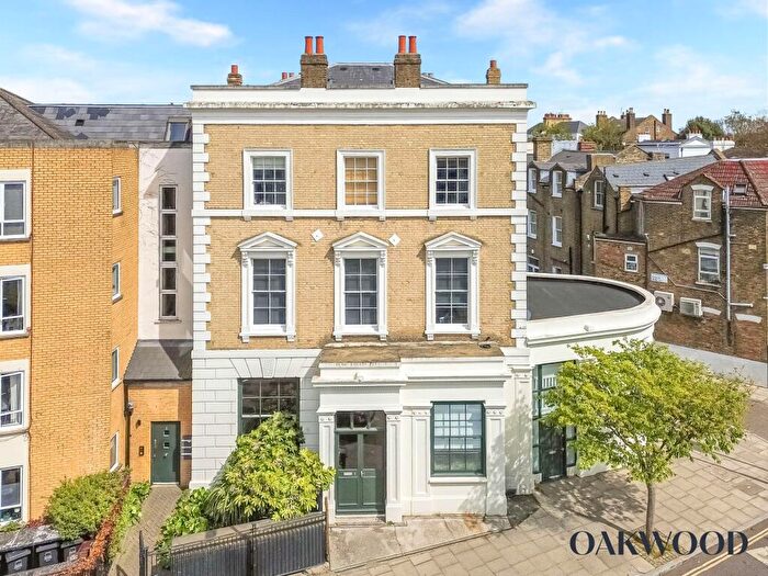 2 Bedroom Flat To Rent In Clissold Road, Stoke Newington, N16