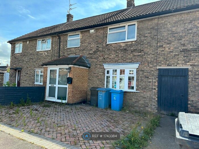 4 Bedroom Terraced House To Rent In Stonebridge Avenue, Hull, HU9