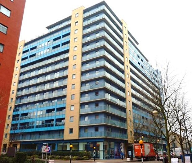 1 Bedroom Flat To Rent In Western Gateway, Royal Victoria, E16