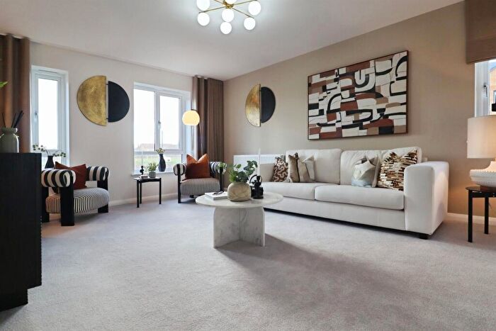 4 Bedroom Detached House For Sale In Kings Drive, Cardiff, CF3