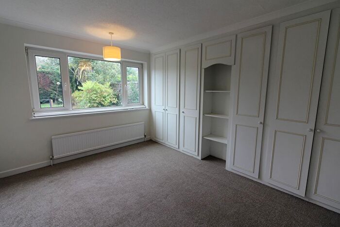 2 Bedroom Detached Bungalow For Sale In Gayhurst Close, Wigston, LE18